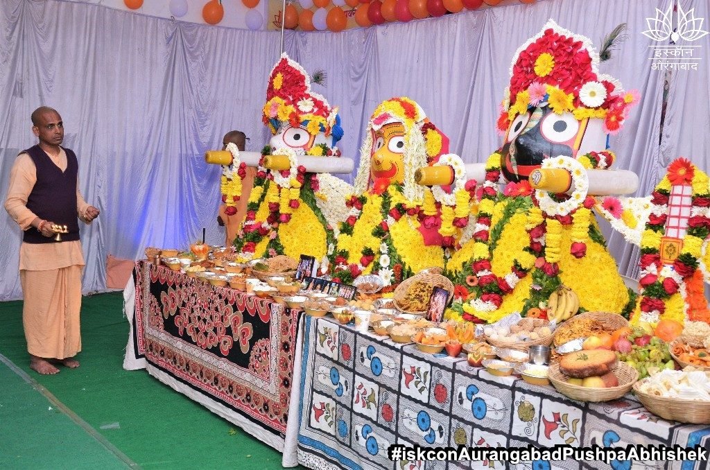 ISKCON Aurangabad Pushpa Abhishek Festival 2019 15