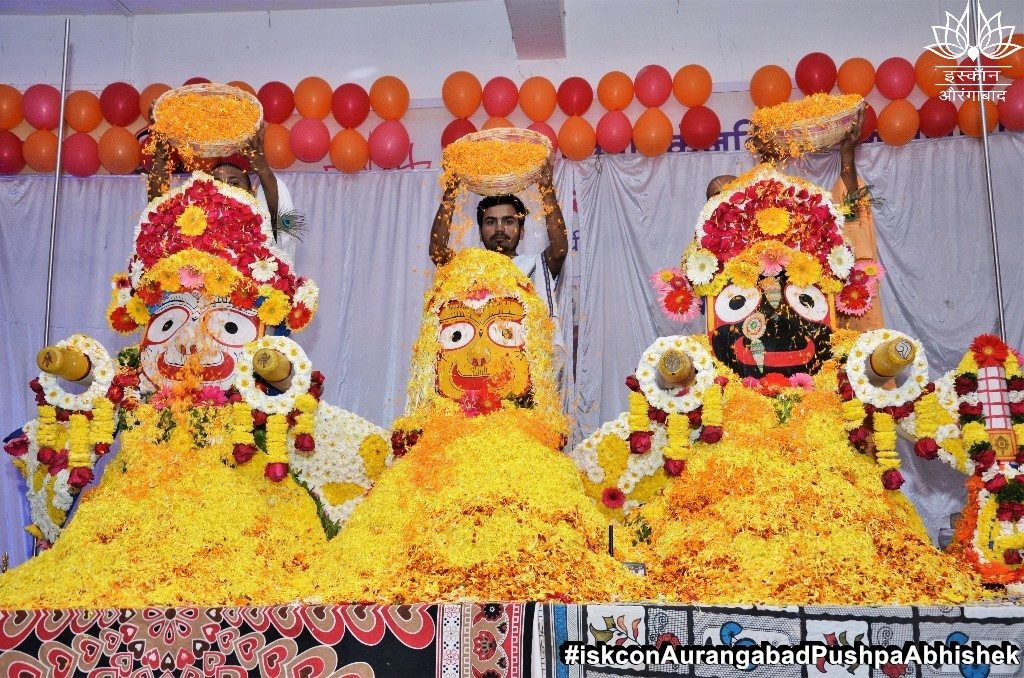 ISKCON Aurangabad Pushpa Abhishek Festival 2019 19